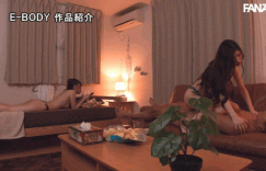 【BTC365幣投】響蓮(响莲)、設楽ゆうひ(设乐夕日)共演作品EBWH-090发布！跨片商梦之共演！两大身材强者抢一根棒子狂摇一整天！