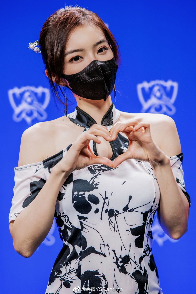 主持余霜晒照:随机掉落的照片!