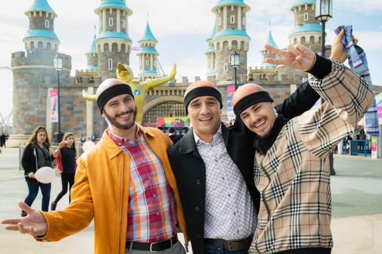 你禿了，有變強嗎 ?《玩命光頭》三位大叔出國為「頂上決戰」西班牙歡鬧動作喜劇登台上映！