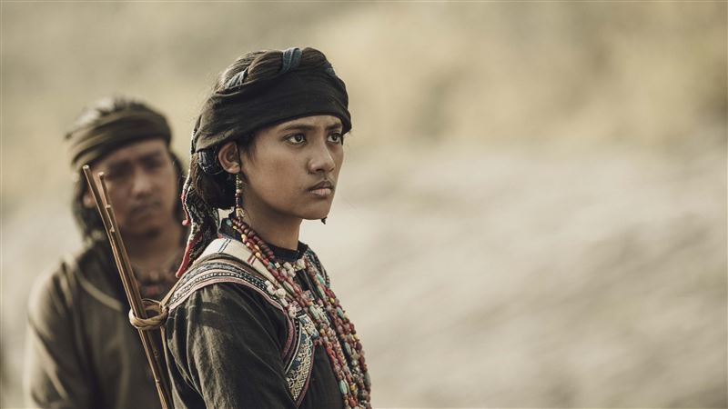 獨家／搶金鐘新人！16歲《斯卡羅》小公主公開「紅毯戰袍」意義藏洋蔥