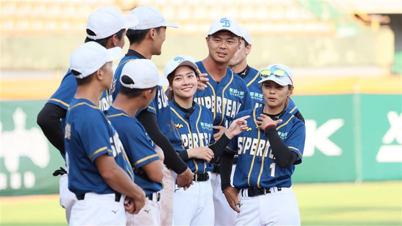 屢爆教練衝突風波！《王牌》宣布收攤　全場崩潰哭了