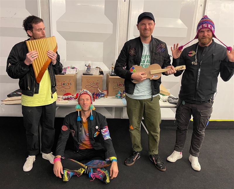 醫師下通牒！Coldplay主唱「肺部嚴重感染」　演唱會緊急取消