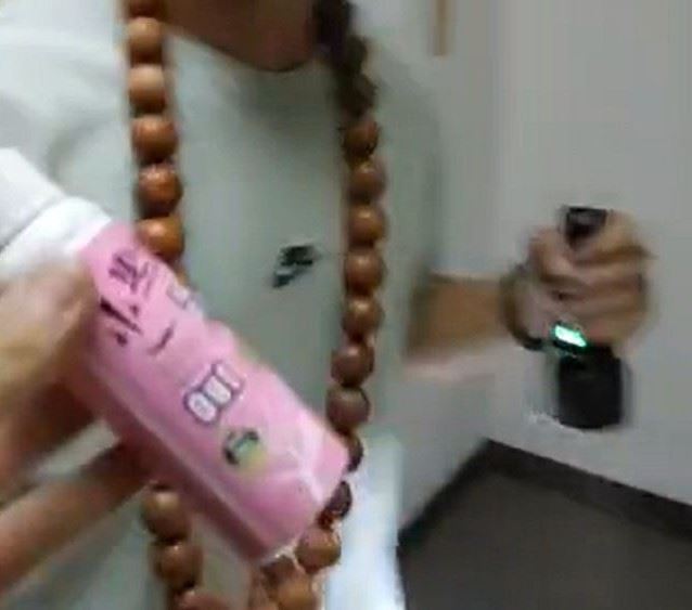 晚安小雞夜探「彰化鬼樓」被流浪漢追殺…1舉動遭質疑