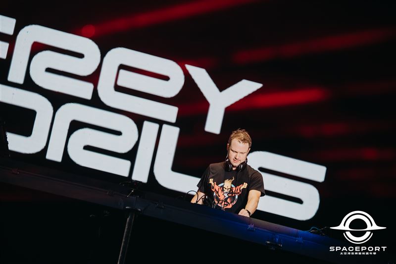 太空港派對驚見「超帥荷蘭DJ二人組」！驚人背景曝光　最喜歡吃粽子