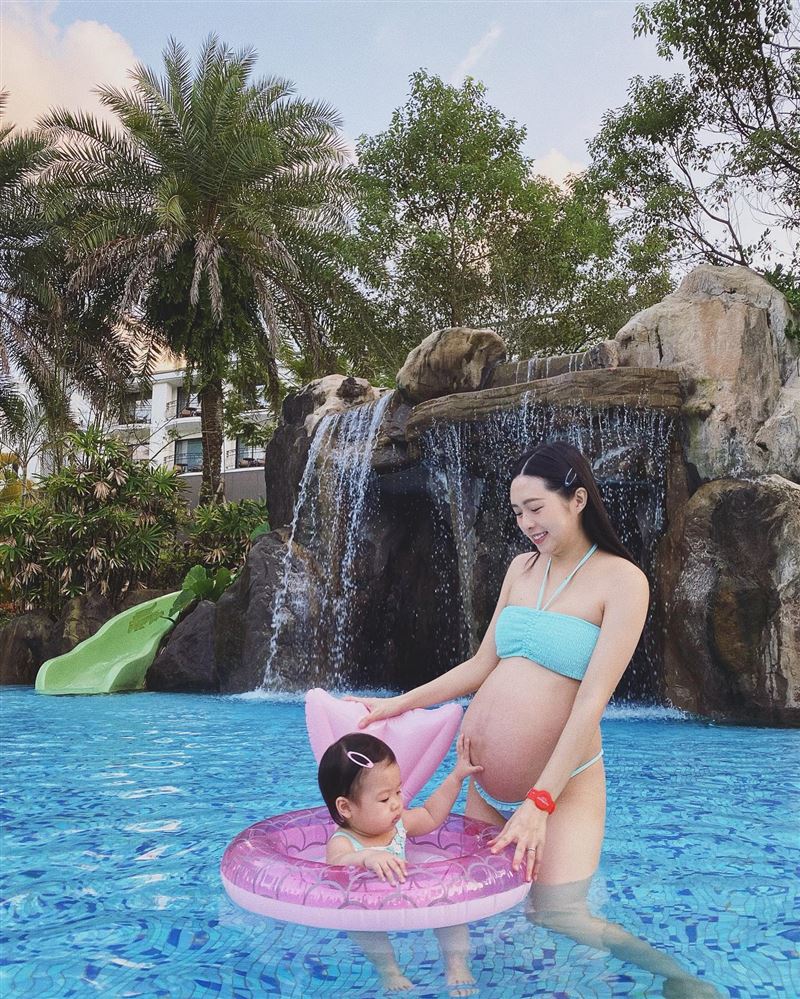 第二胎要生了！最美校花簡廷芮辣秀比基尼「超巨部位」曝光網嗨翻