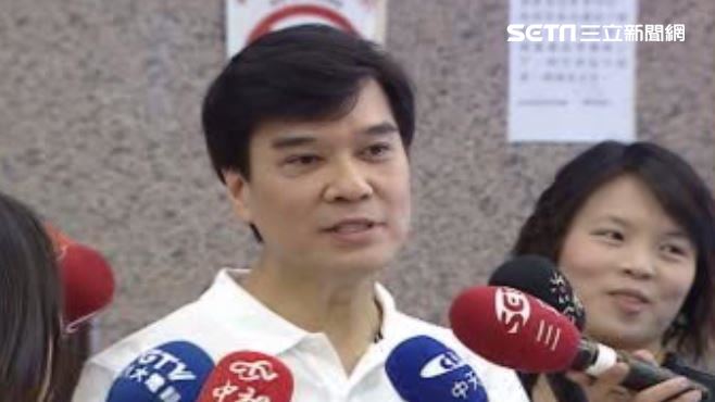 黃義交墜樓／黃越綏避談原因曝光！示警「生活5變化」要求援