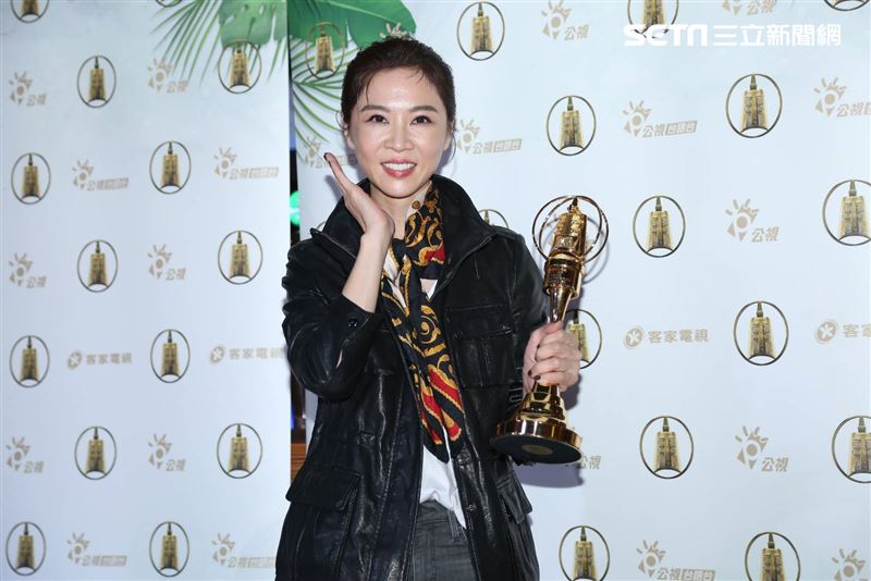 金鐘慶功/謝錯劇組爆粗口!謝盈萱公開「導演超暖訊息」爆嚴藝文早料到