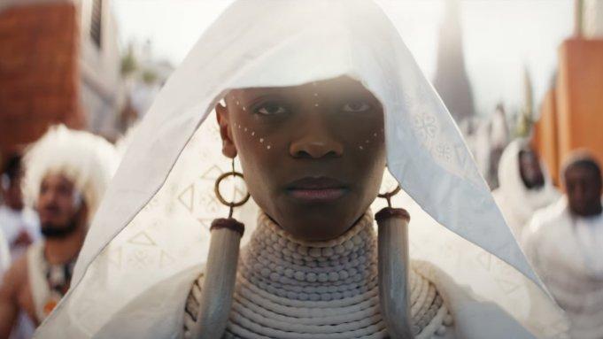 《黑豹 2：瓦干達萬歲》首波外媒評價出爐！「漫威史上最淒美、最真誠的電影，片尾彩蛋令人瞠目結舌」