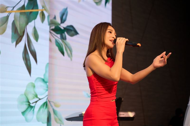 35歲梁文音遭尪偷吃閃電離婚　崩潰半年認：看電影不知不覺流淚