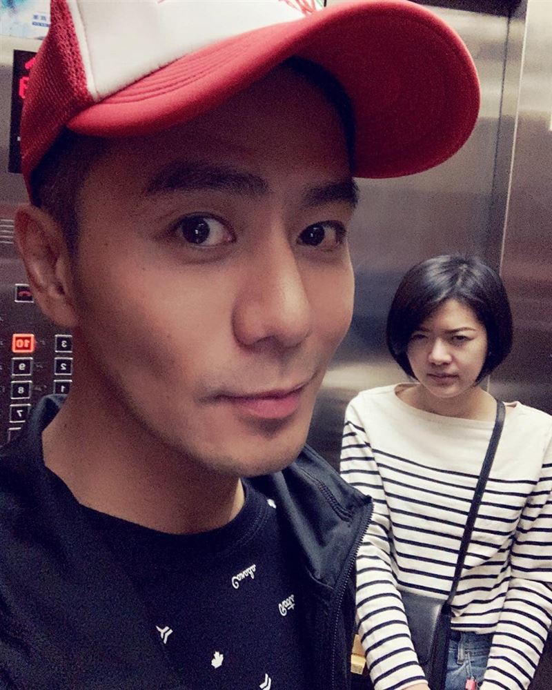 拿手機拍工人被監工「問候」　男星嘆：人生真的比你想像中的還要現實