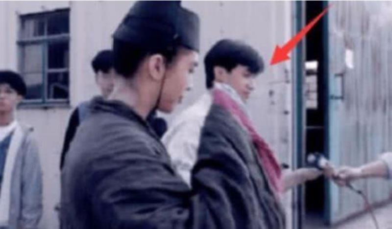 王祖賢側拍照「小記者意外入鏡」…現竟成一線大咖