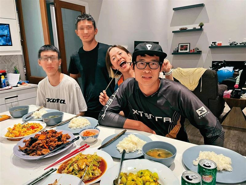 林彥君「小10歲姊弟戀」修成正果！穩交半年閃嫁「車神一哥」