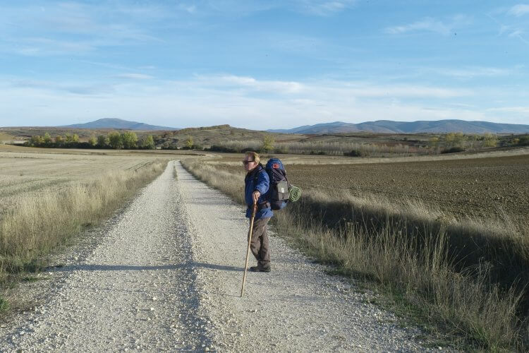 馬丁辛《朝聖之路：聖雅各》與阿孫徒步朝聖西班牙聖雅各大教堂，真實回憶錄小說改編感人電影終於登台上映