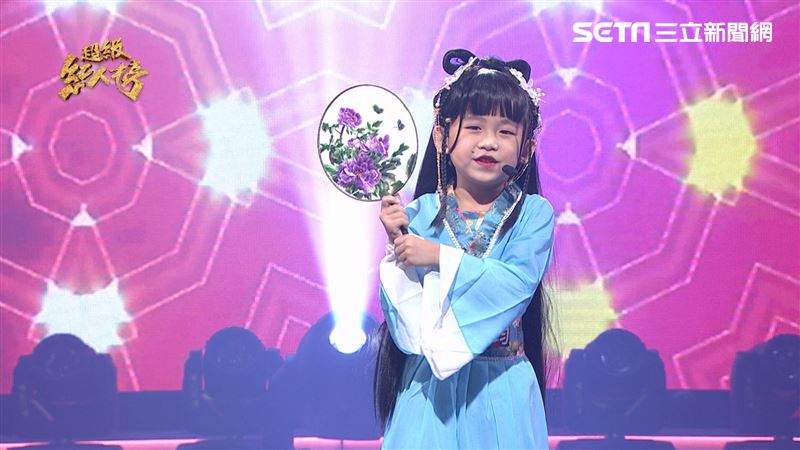 《紅人榜》小歌王反串扮女裝 伍浩哲狂讚:你會是陳小雲接班人