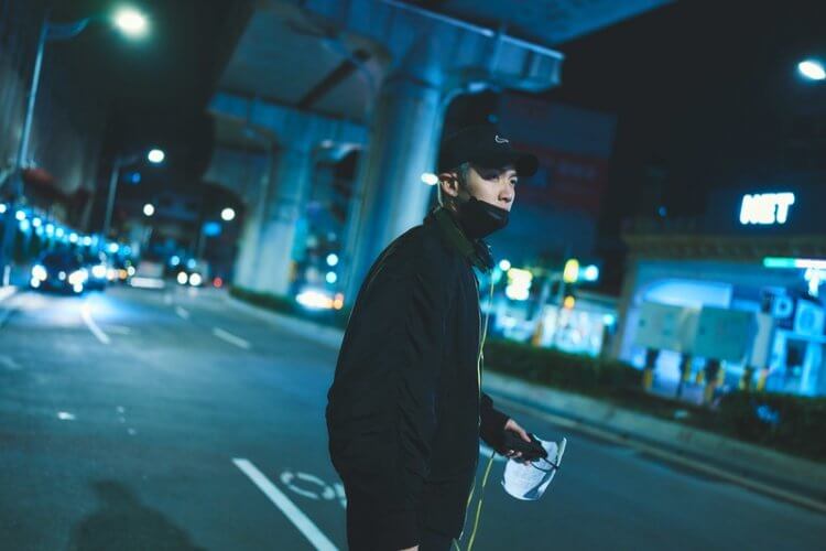 【神搜專訪】《黑的教育》朱軒洋Ｘ蔡凡熙：驚魂狂奔的那一夜，背後有懂演員的柯震東——