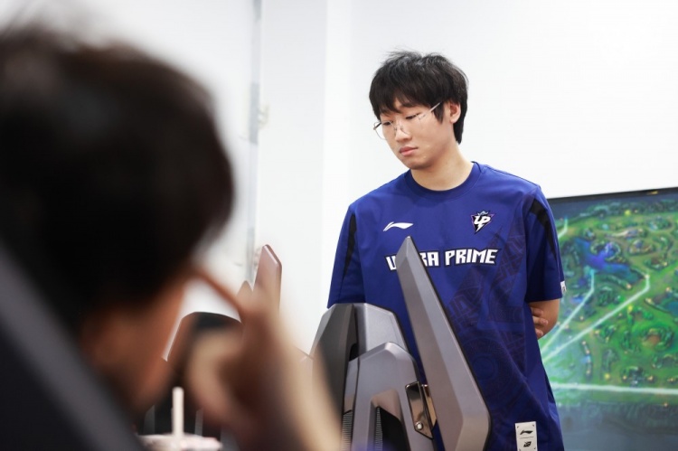 UP赛后返图：向下扎根 向上生长 无论何时都要竭尽全力勇敢向前