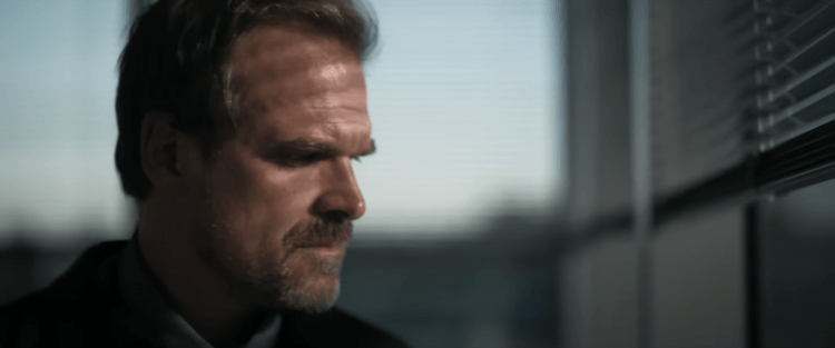 跑車就是浪漫 !《GT:跨界玩家》尼爾布洛姆坎普導演將著名賽車電玩改編真人電影,電競少年飆速真實賽道!