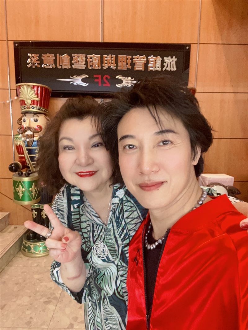 資深女星隱退30年至今未嫁　爆變「東區億萬富婆」！驚人身家曝光