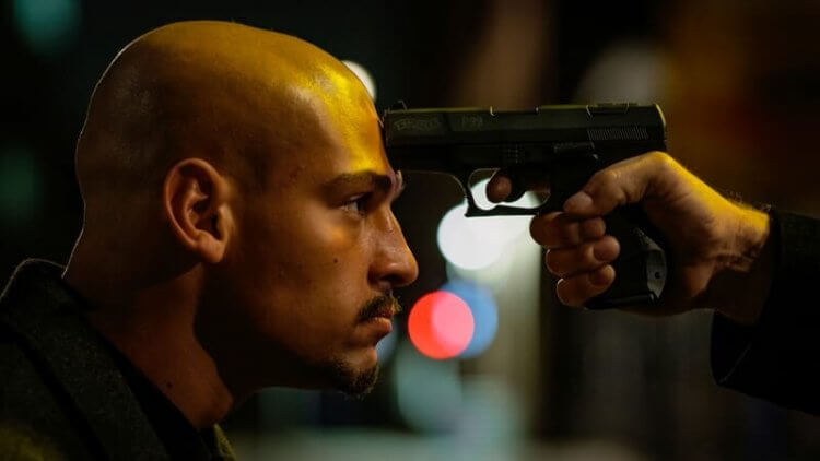 《萊茵金》德國頂尖饒舌歌手 Xatar 真人真事改編的黑色犯罪喜劇電影，戴罪浪子能否順利回頭？