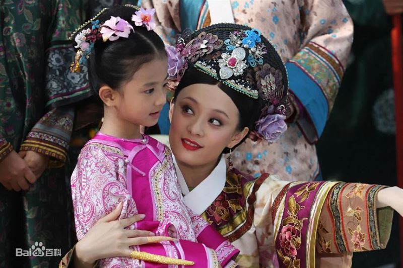 甄嬛女兒取名「朧月」！其實已說明了皇上心意：想留下甄嬛