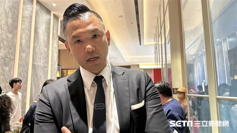 黑人求償1千萬要大牙道歉　作家舉吳亦凡案：結果還不是乖乖入獄