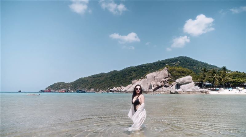 網抓包取關王思佳！天后闆妹不甩照上「唯美片」　網：繳800萬稅的實力