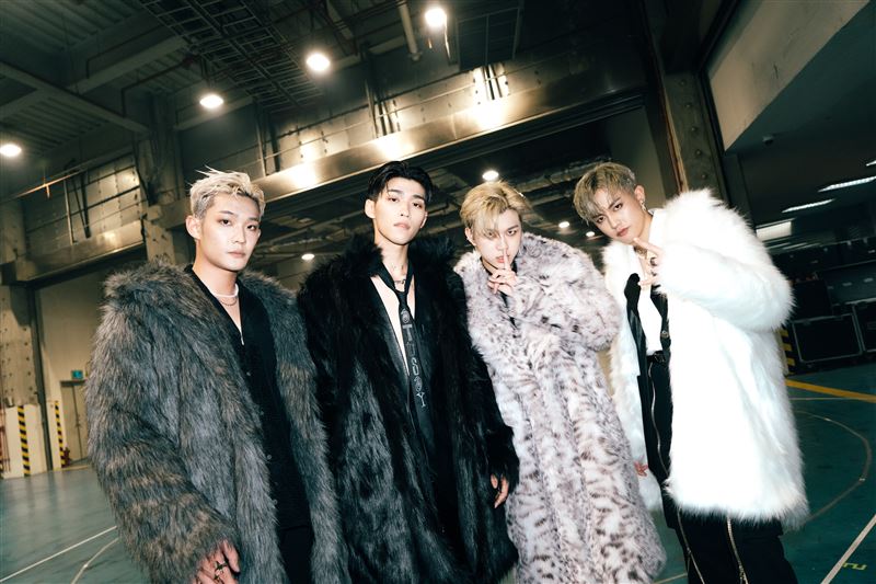 鮮肉男團崩壞了！「零偶包」影片流出　紛絲一看全笑瘋