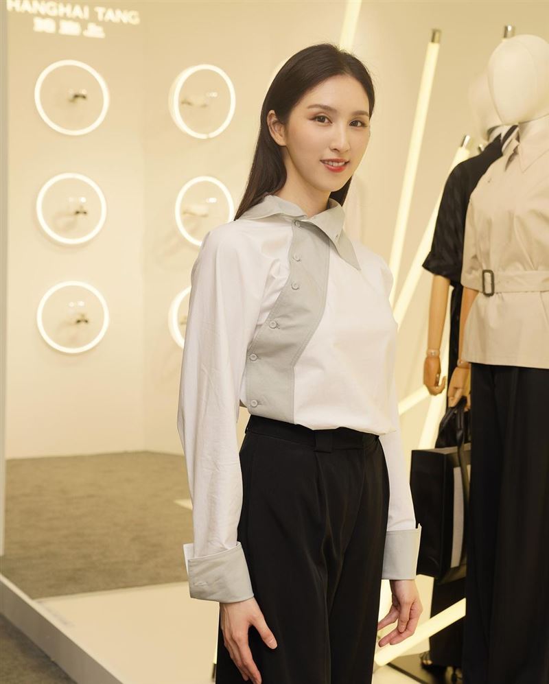 甜美女星無預警消失3個月！眼垂上唇沒知覺「突面癱」曝病況模樣嚇壞網