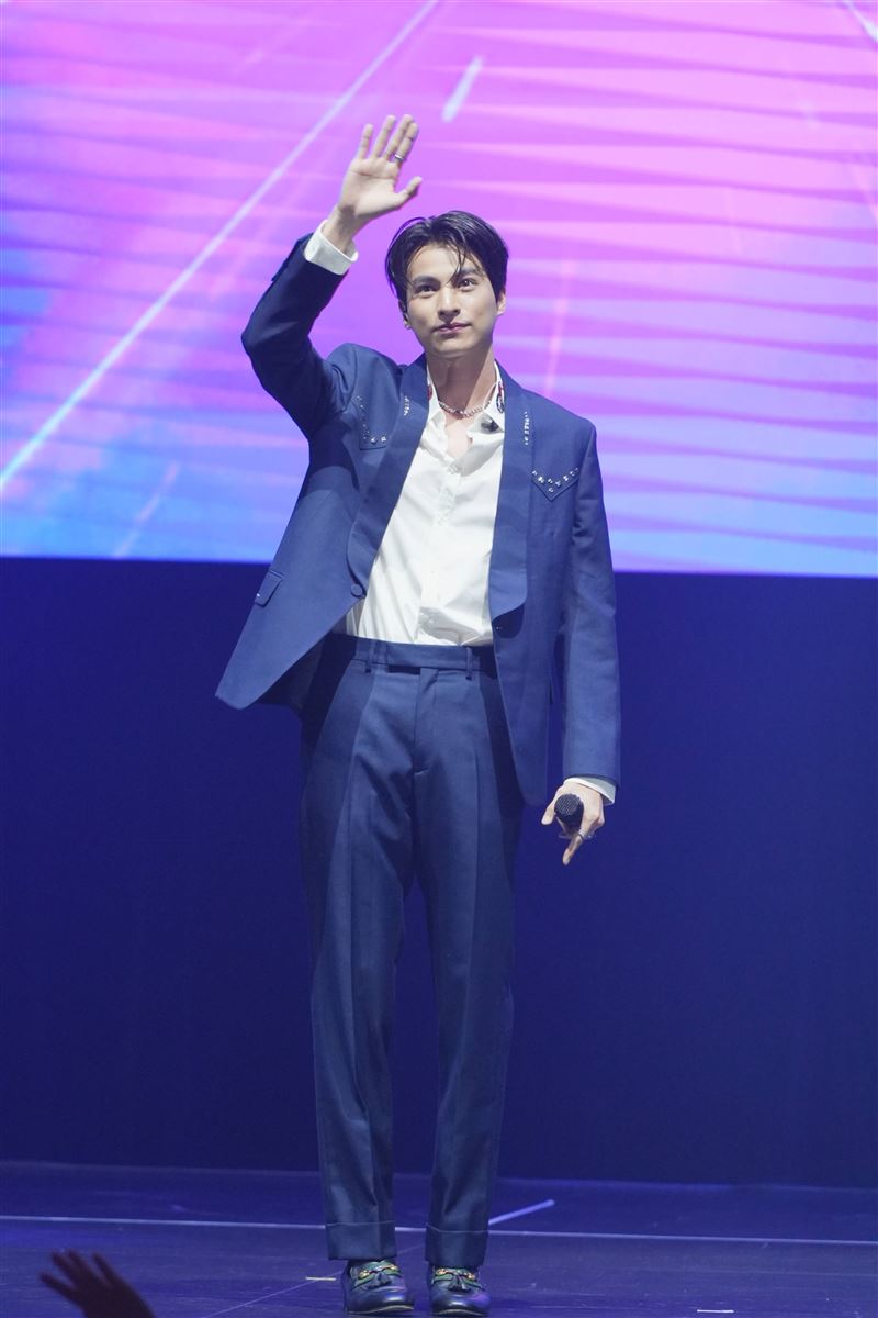 泰國BL劇男神首來台！被「台灣美食」給征服　欲罷不能直呼：來多一點