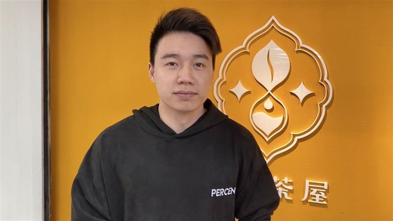 獨家／下週開賣！Toyz飲料店「拾汣茶屋」宣布新品「鍾培生乳紅茶」