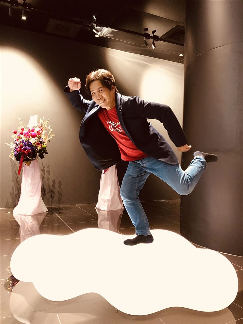 獨家／第3名受害者！她怒揭許傑輝錄影「鹹豬手摸臀」　惡行曝光