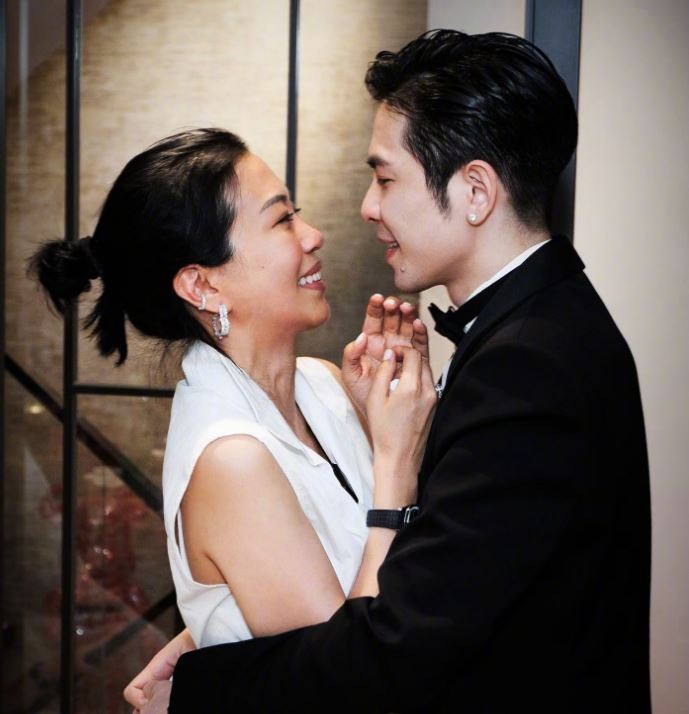 早知蕭敬騰秘戀經紀人？周杰倫昔日IG公開「虧1句話」藏線索