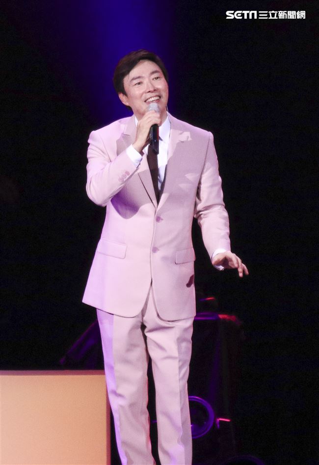 陸瘋傳「費玉清重病死亡」還有私生子　恆述法師氣炸反擊曝張菲反應