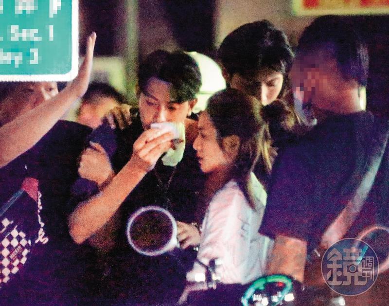 正妹跪地求饒也沒用！Teddy「一夜爆2衝突」臧芮軒貼心陪上救護車