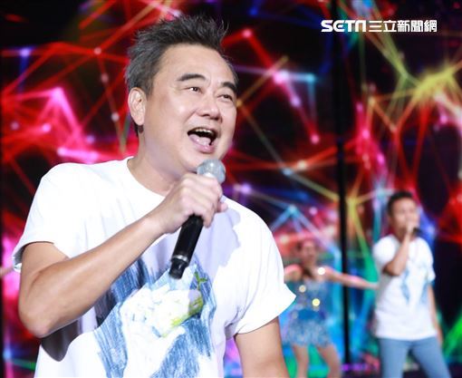 陳昇爆性騷醜聞!網見演唱會「小畫家等級」視覺圖秒懂:被設計圈抵制