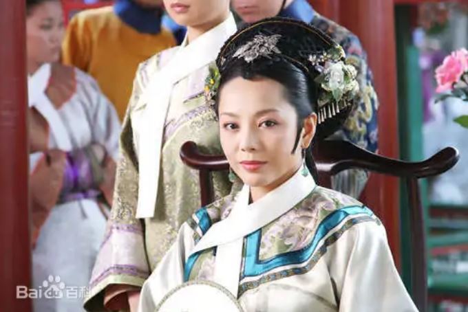 敬妃為啥投靠甄嬛而非皇后？並非贈女之恩　而是發現了甄嬛的「籌碼」