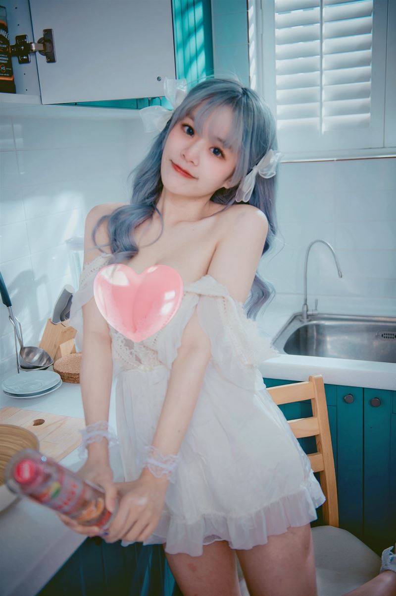 純欲女神私密照被外流「報案竟被羞辱」爆台中警圍觀嘻皮笑臉:妳該驕傲