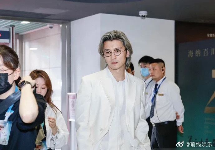 謝霆鋒張柏芝復合無望!驚曝「40億身家」全給他 盡一家之主的責任