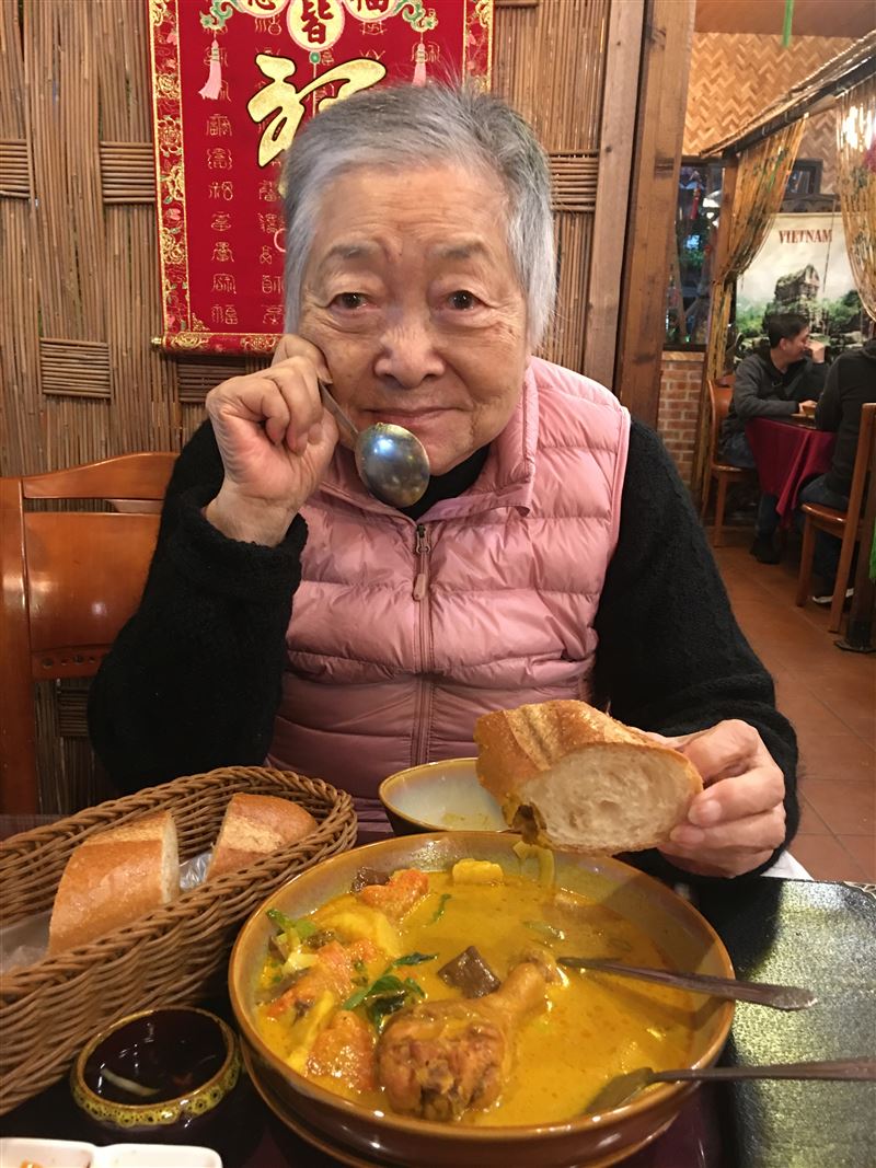 熬過化療全身找不到癌細胞！北影影后劉引商突猝逝　小女兒落淚想媽媽