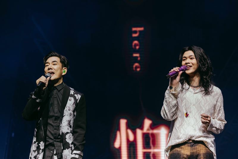 麋先生唱到一半⋯「超大咖嘉賓」突現身　他一開口全場暴動