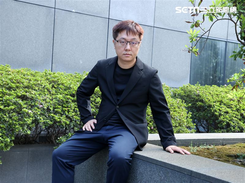 李坤城兒爆父家用一毛不給…曝弟弟因打工車禍喪命