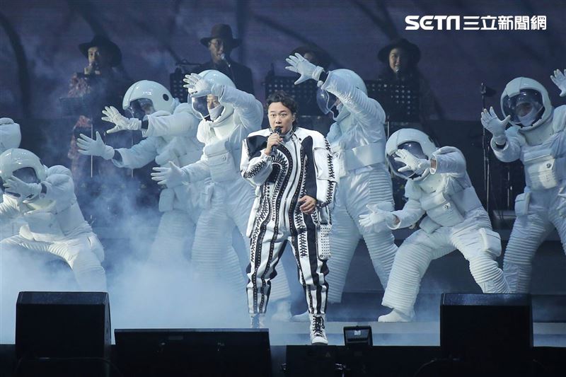 陳奕迅被點「這首歌」秒變臉！突點名張學友吐驚人之語