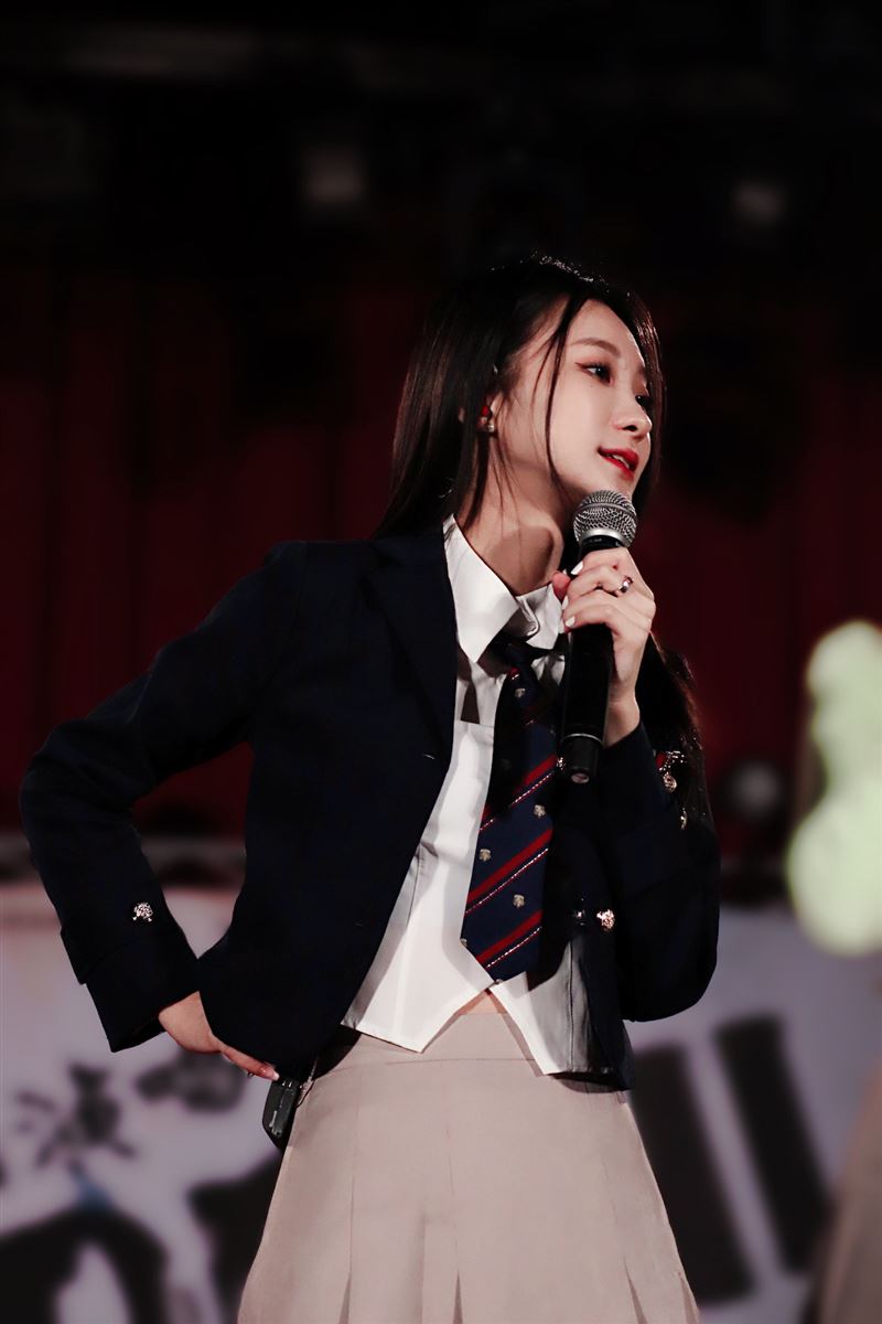 Ella《來個蹦蹦》被她取代！女星壓力爆棚　吐心情：快死掉了