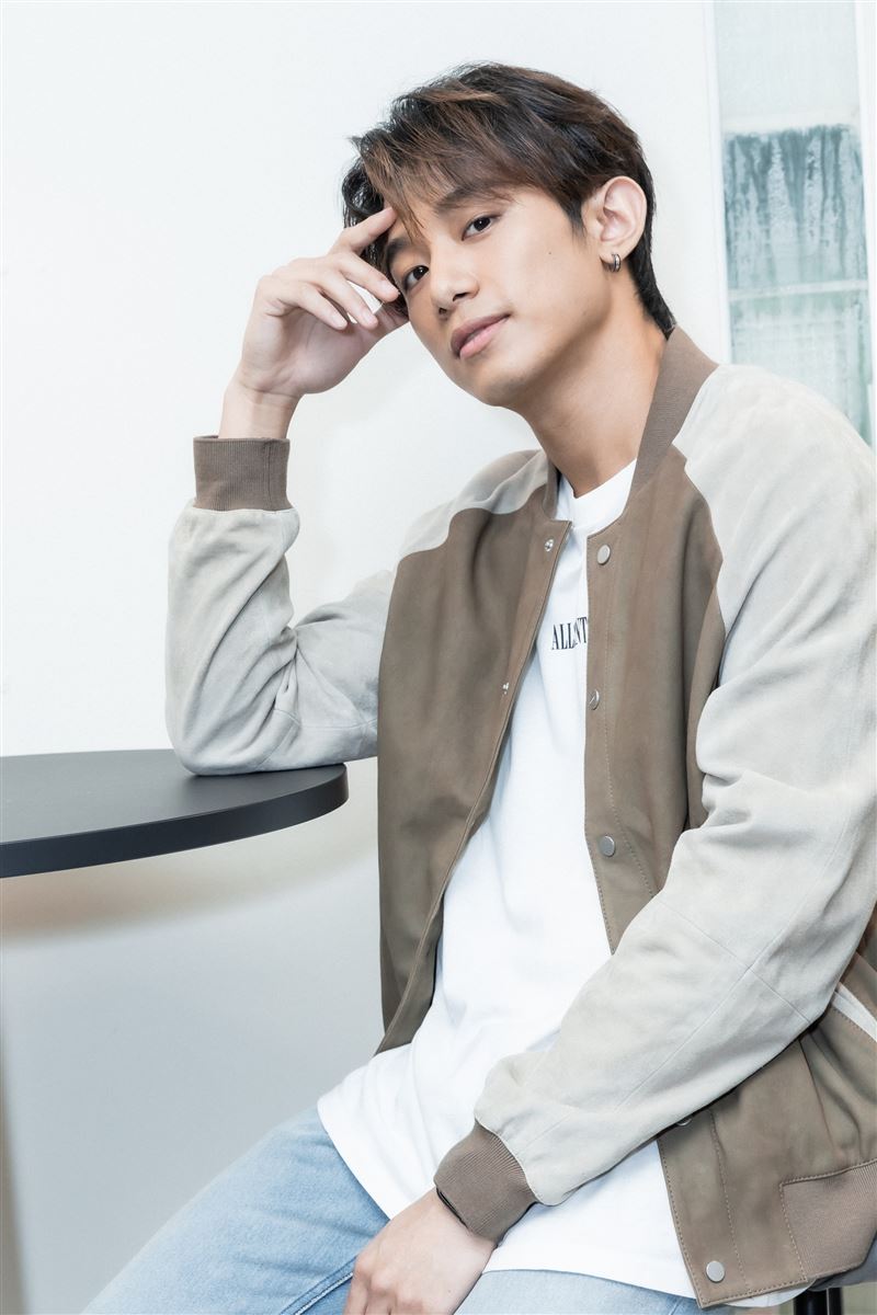 獨家／棄當防護員出道拍戲！他無悔早餐店打工　潑水大咖中國男星遭停機