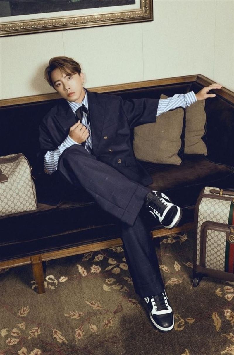 金髮啦啦隊甜心誕生！真實身分竟是「經典男團成員」網震驚：林襄輸慘了