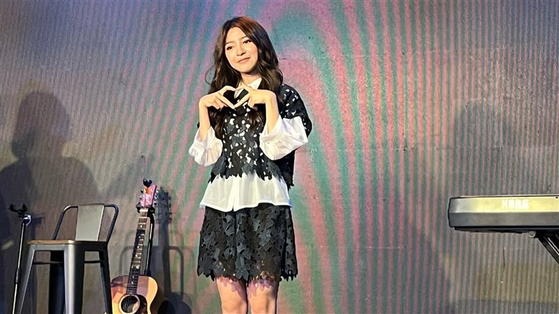 獲封「最美星二代」！韓菲自招「化妝花了2小時」　首吐真實感受