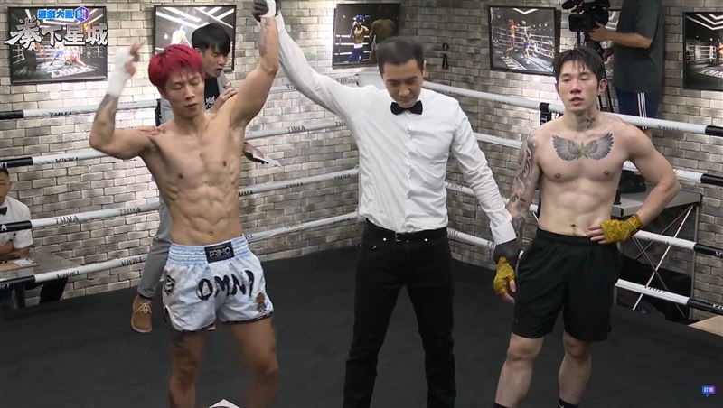 超過30萬人在線觀看！《拳下星城》李育昇「3：0」擊敗尼克星