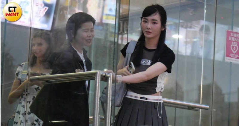 舒子晨閃婚許美中!樂當司機溫馨接送尪下班