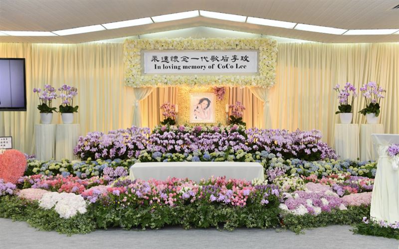 永別了李玟！告別式後送此處火化準備安葬　親姐捧遺照陪伴最後一段路