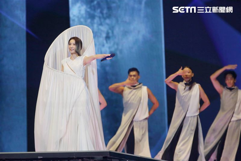 田馥甄無預警被「小20歲鮮肉」告白！真相曝光傻眼了：幾個意思？